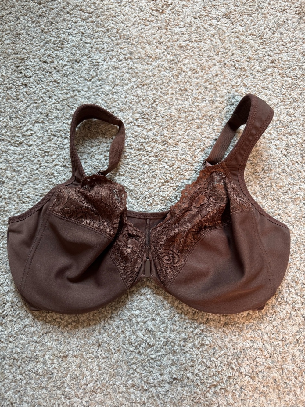 Glamorise 38DD Underwire Lace Trim Front Closure  Full Coverage Bra Brown